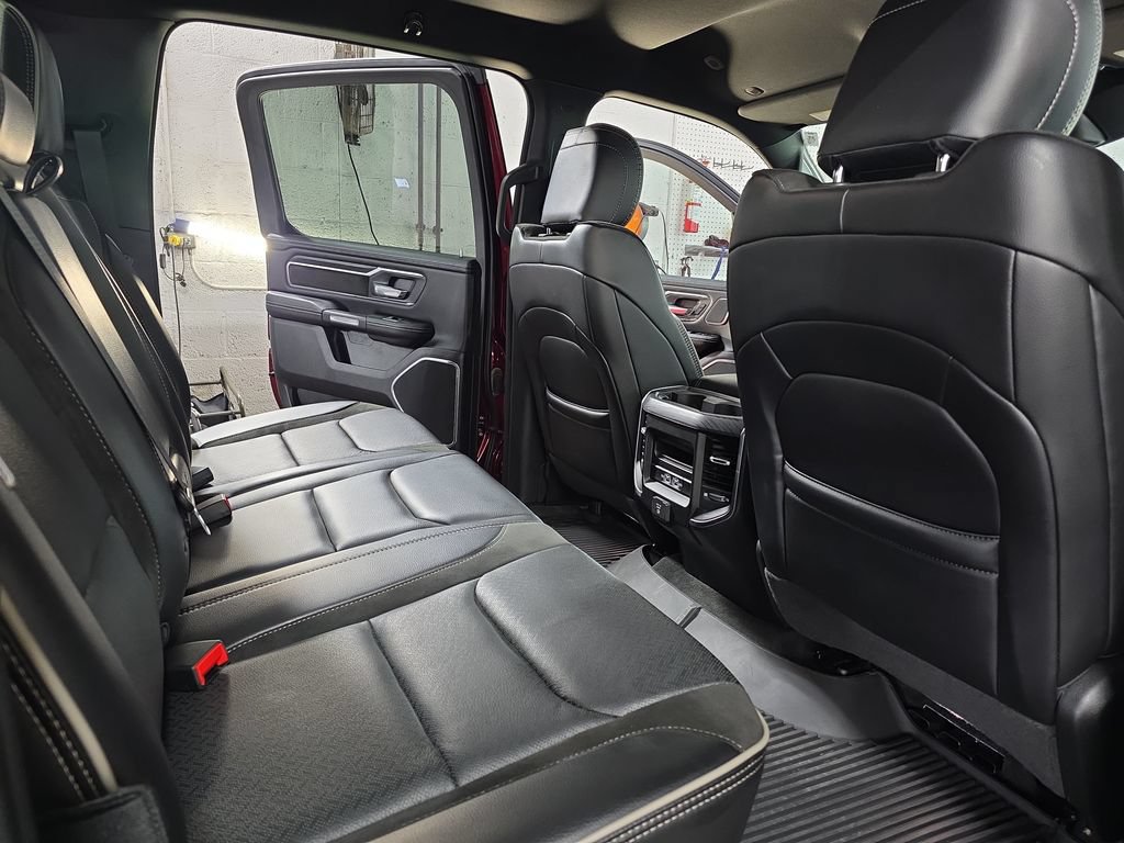 Used 2023 RAM 1500 Laramie AWD/4WD image 11