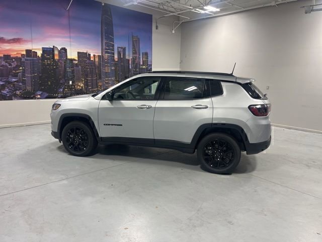 New 2026 Jeep Compass Latitude AWD/4WD image 4