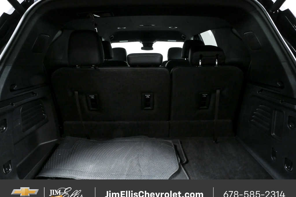 Used 2025 Chevrolet Traverse LT image 26