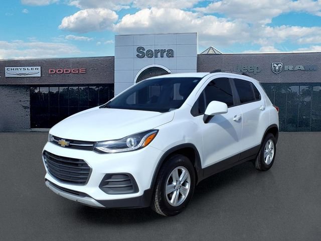Used 2021 Chevrolet Trax LT w/ LT Convenience Package image 3