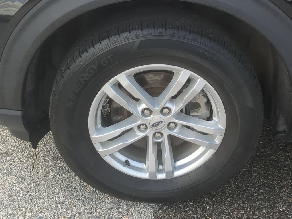 Used 2023 Ford Explorer 4WD image 9