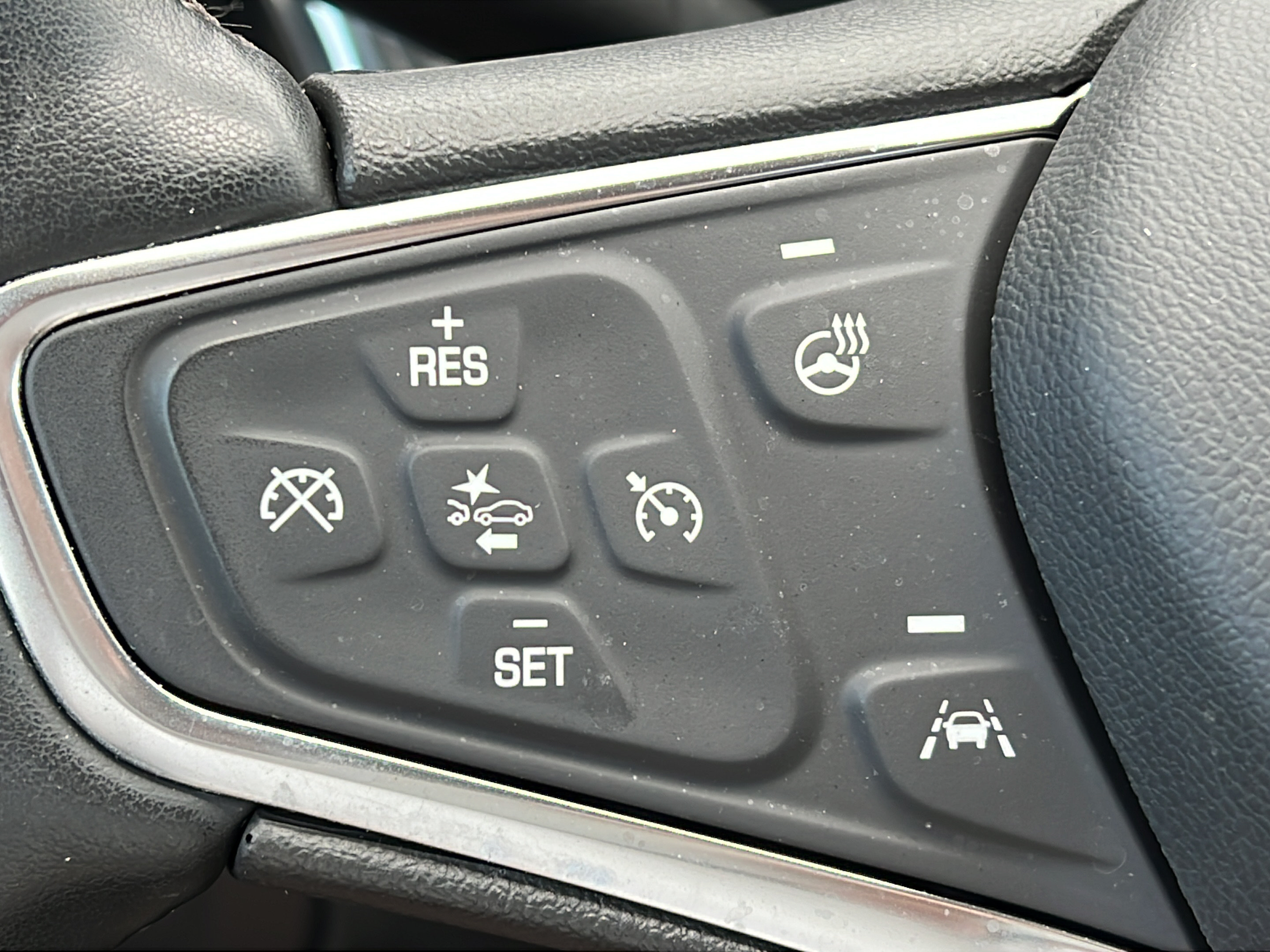 Used 2024 Chevrolet Equinox LT FWD image 20
