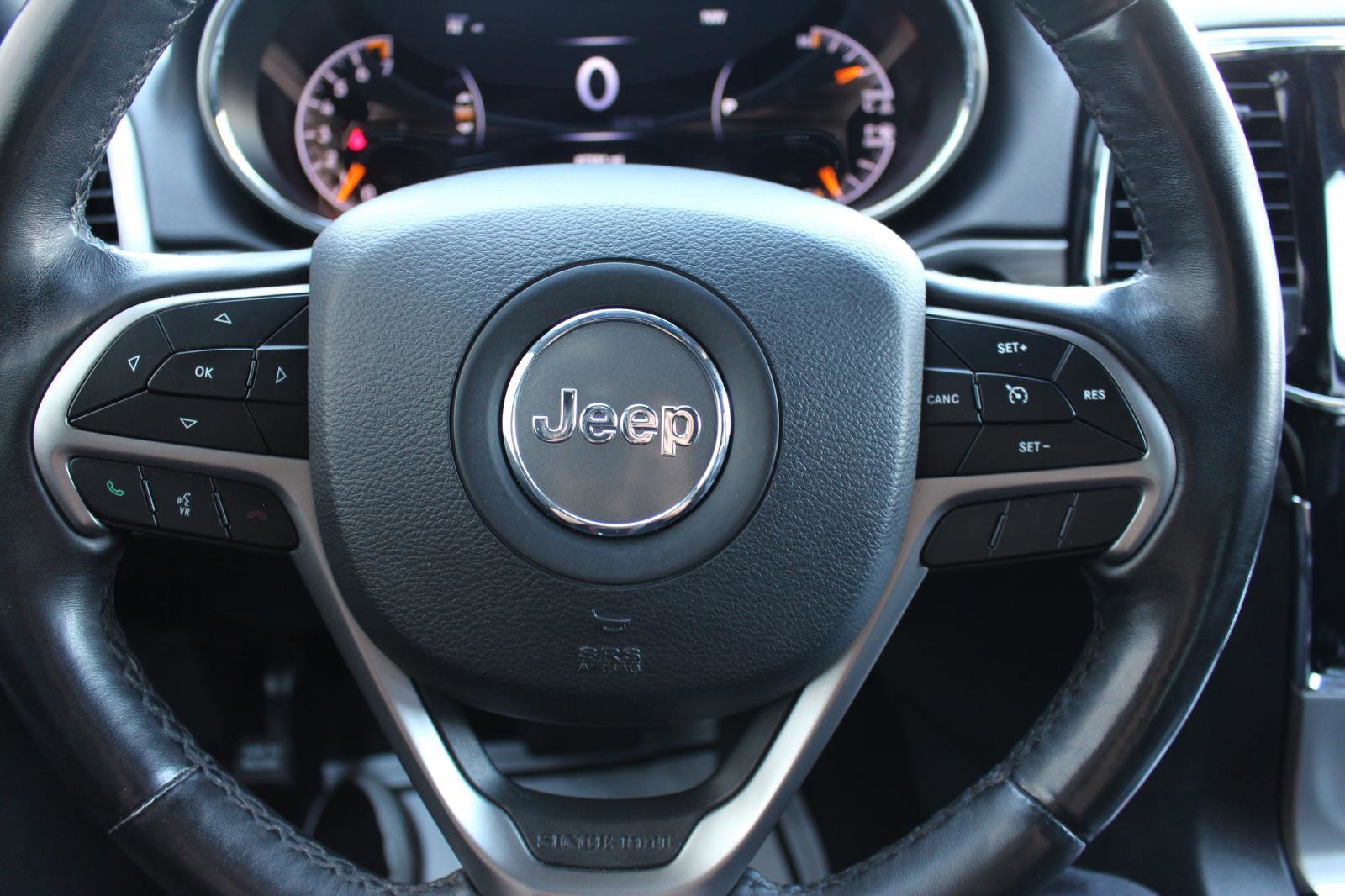 Used 2019 Jeep Grand Cherokee Altitude image 19