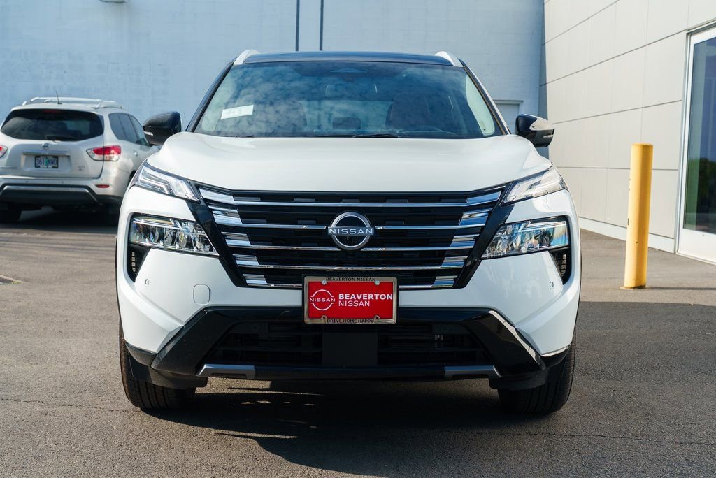 New 2026 Nissan Rogue Platinum w/ Tech Package AWD/4WD image 2