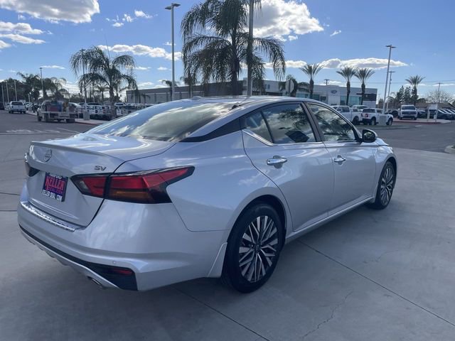 Used 2023 Nissan Altima 2.5 SV w/ SV Premium Package image 8