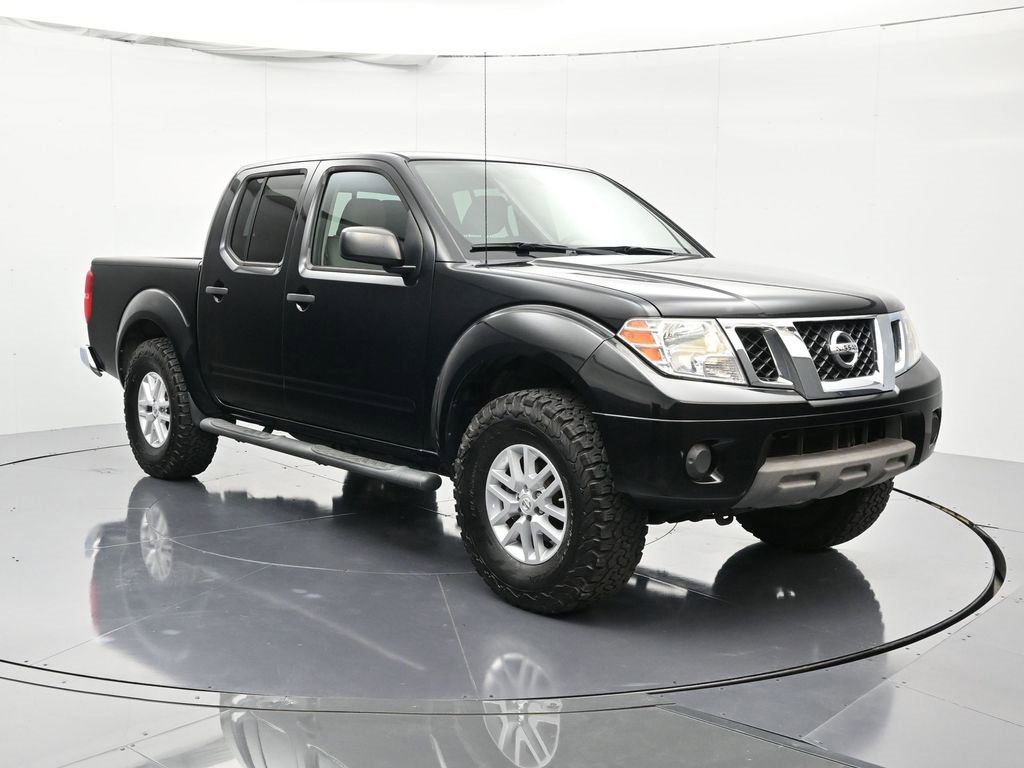 Used 2019 Nissan Frontier SV image 3