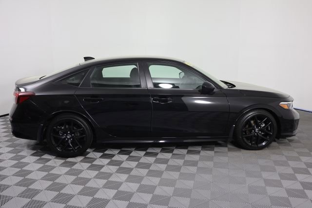 Used 2025 Honda Civic Sport image 9
