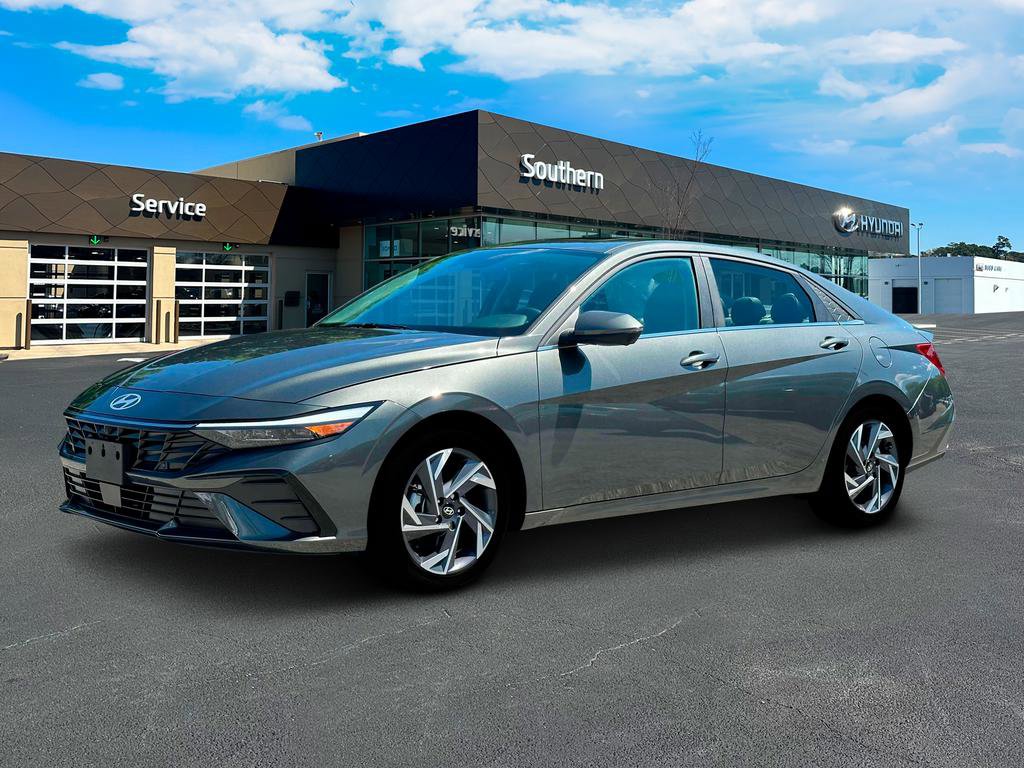 New 2025 Hyundai Elantra Limited FWD image 2