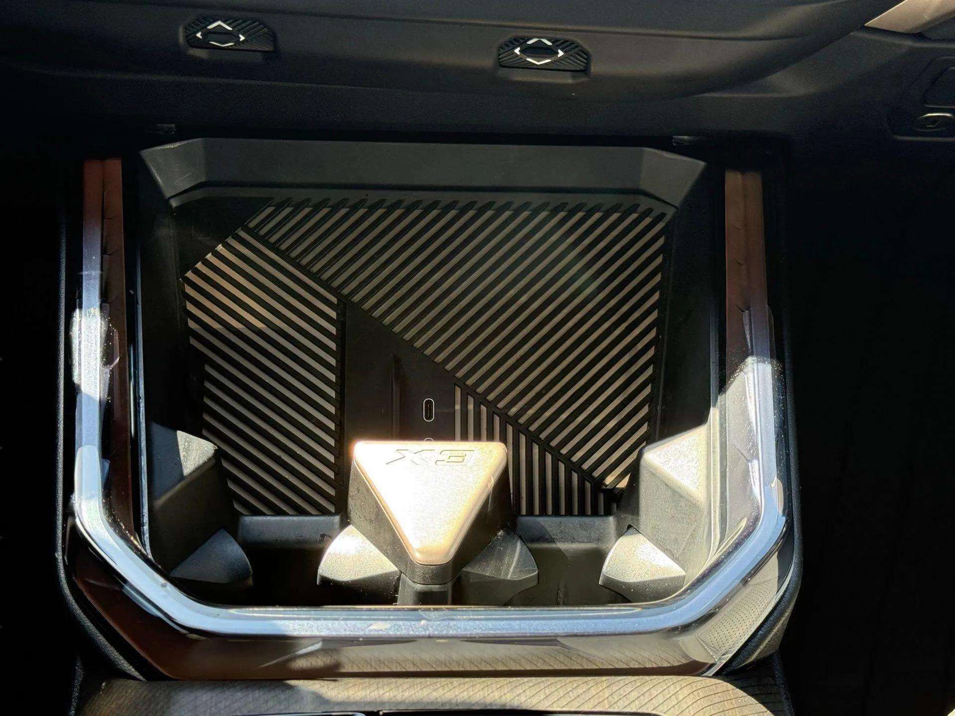 Used 2025 BMW X3 xDrive30i w/ Convenience Package image 32