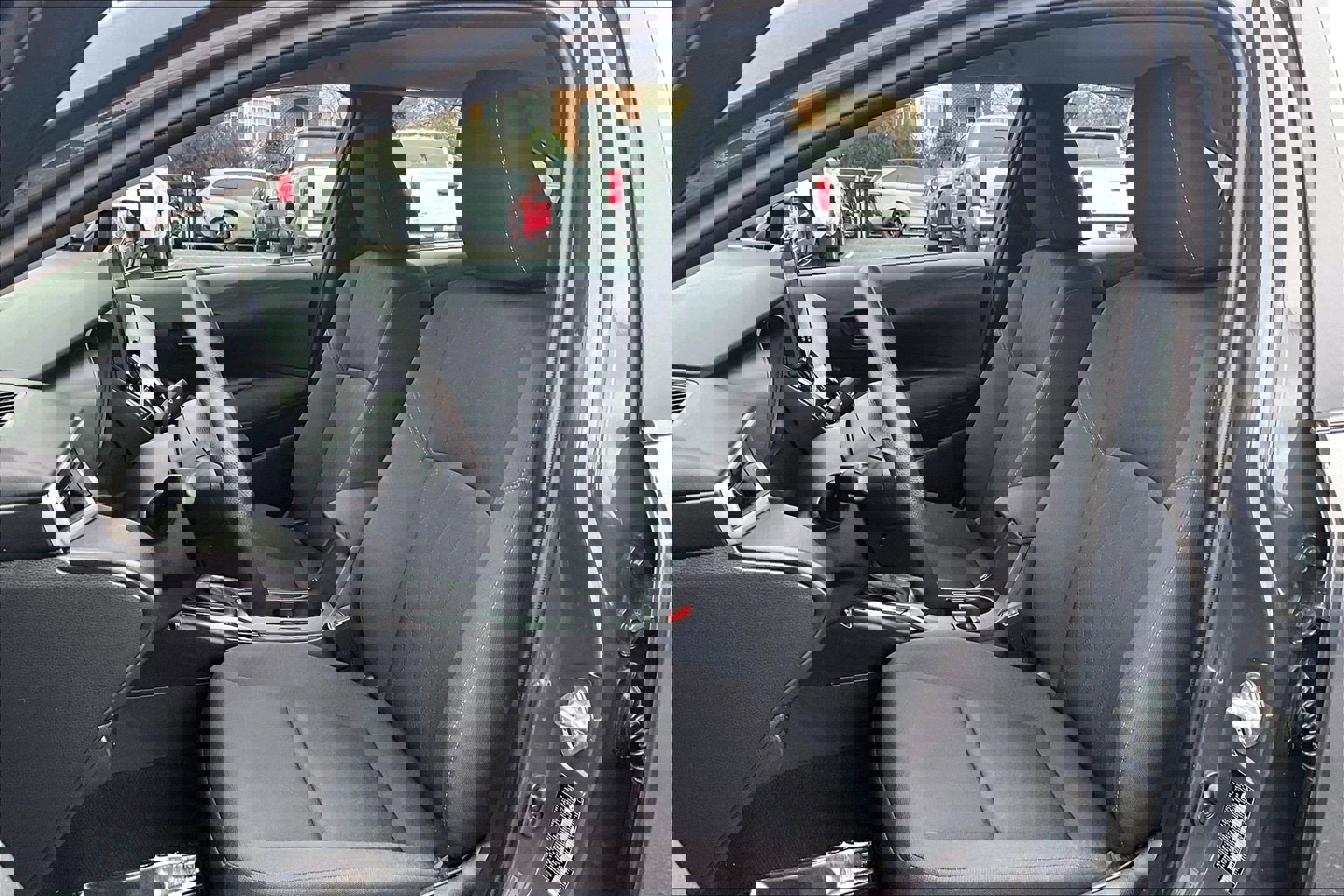 Used 2024 Toyota Corolla LE image 23