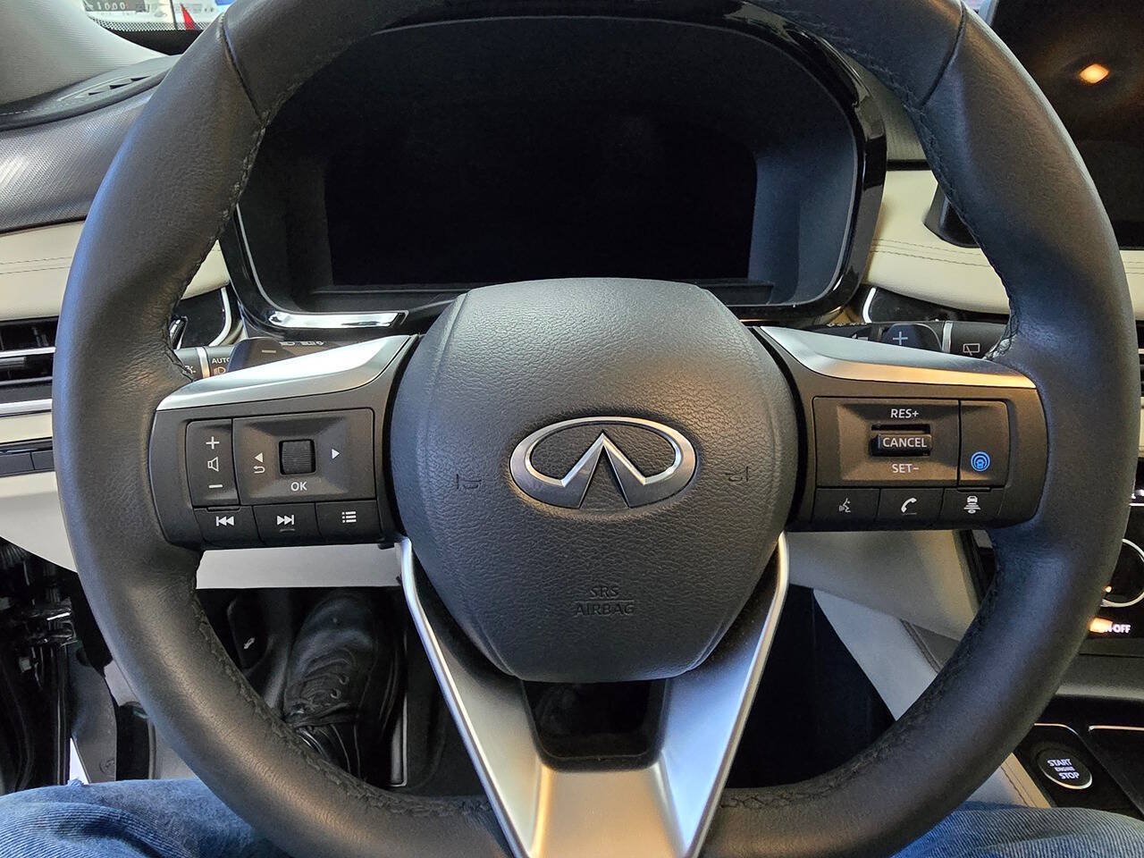 Used 2023 INFINITI QX60 Luxe w/ Cargo Package AWD/4WD image 30