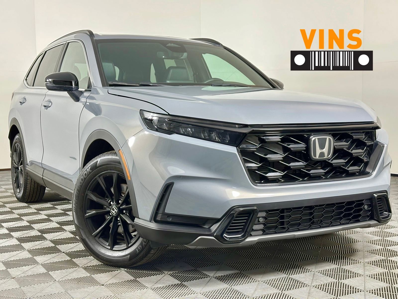 Used 2024 Honda CR-V Sport Touring image 1