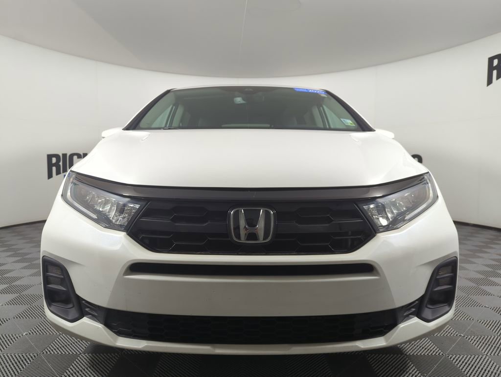 Certified 2025 Honda Odyssey Touring image 3