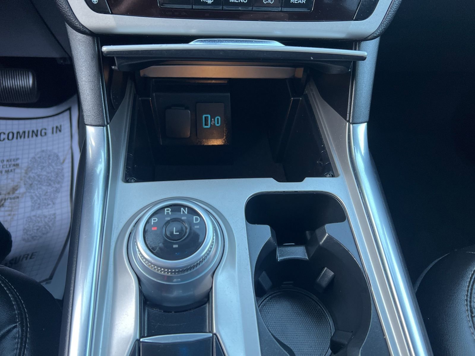 Used 2022 Ford Explorer XLT w/ Equipment Group 202A image 29