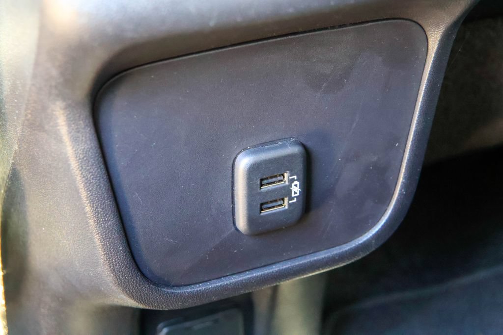 Used 2024 Chevrolet Equinox Premier FWD image 19