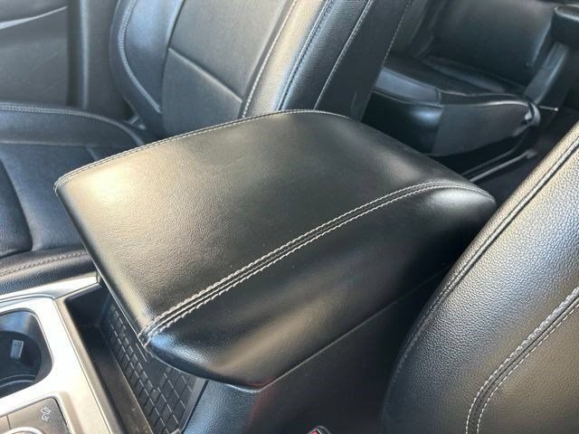 Used 2023 Ford Explorer Limited w/ Limited Technology Package AWD/4WD image 34