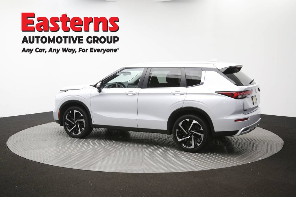 Used 2024 Mitsubishi Outlander SE AWD/4WD image 63
