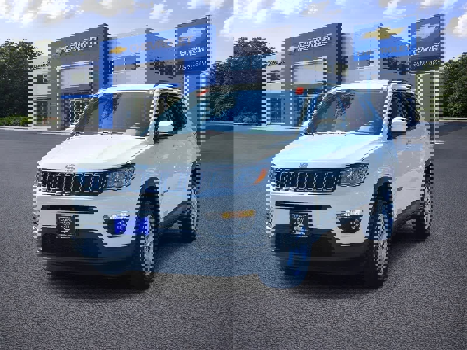 Used 2021 Jeep Compass Latitude image 2