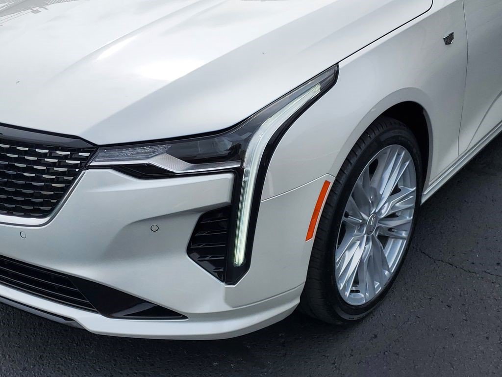 Certified 2025 Cadillac CT4 Premium Luxury AWD/4WD image 5