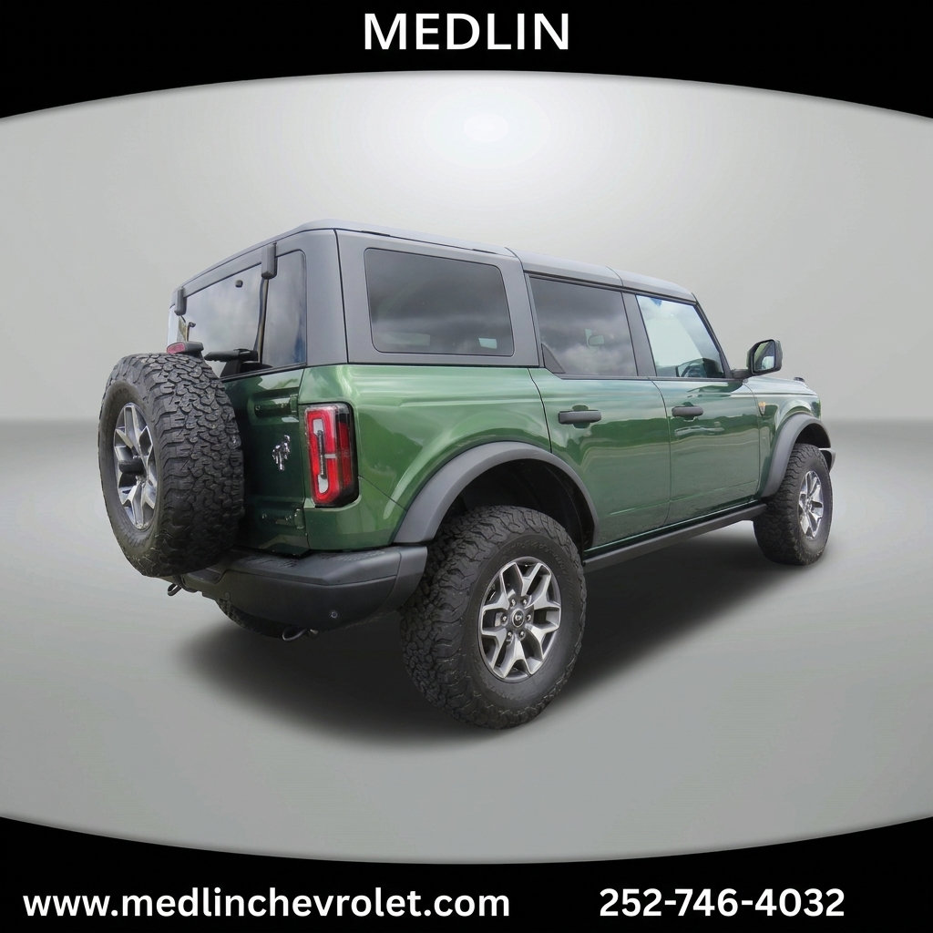 Used 2025 Ford Bronco Badlands AWD/4WD image 7