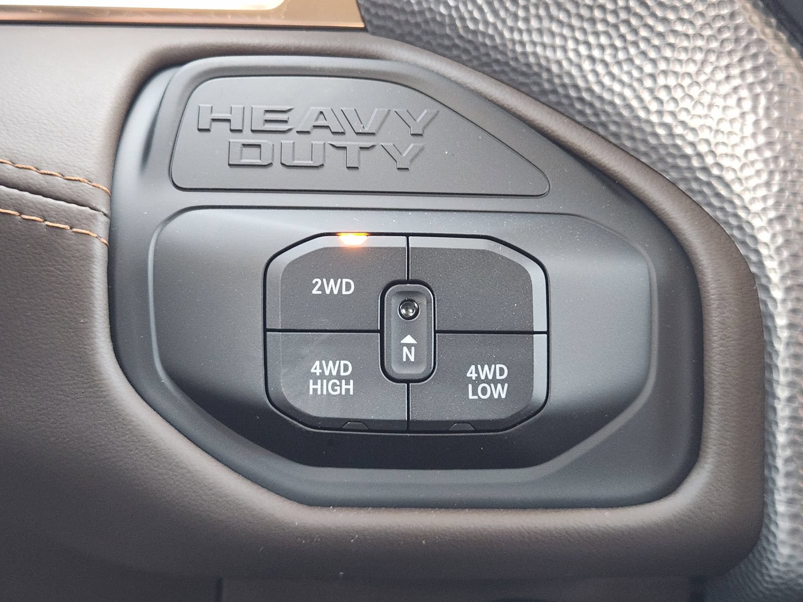 New 2026 RAM 2500 Limited AWD/4WD image 17