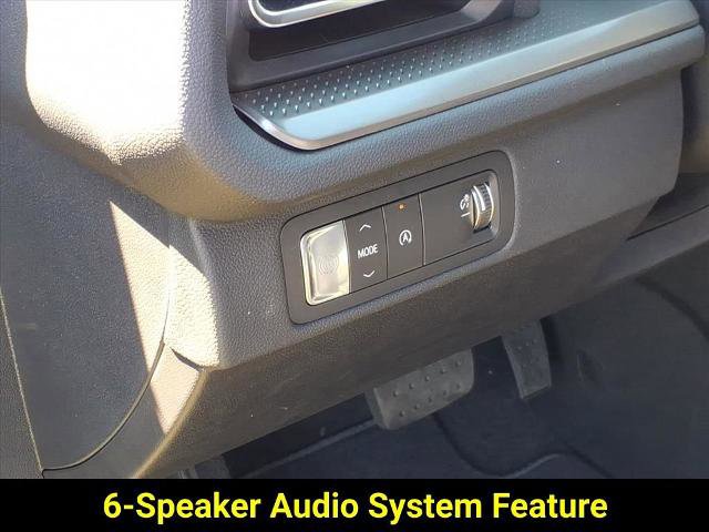 New 2026 Chevrolet Traverse LT w/ Driver Confidence Package image 9