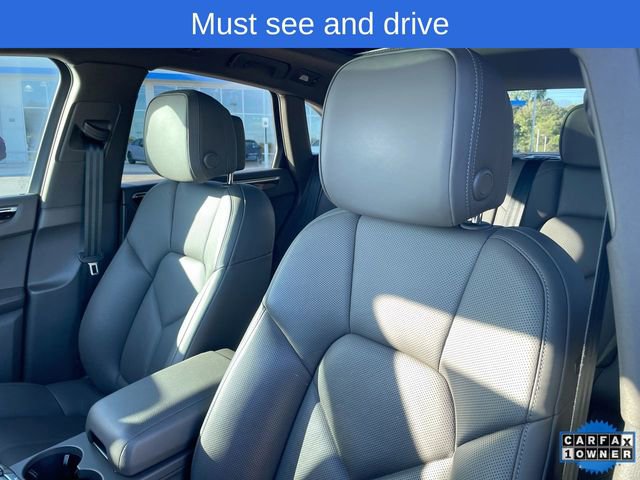 Used 2023 Porsche Macan image 14