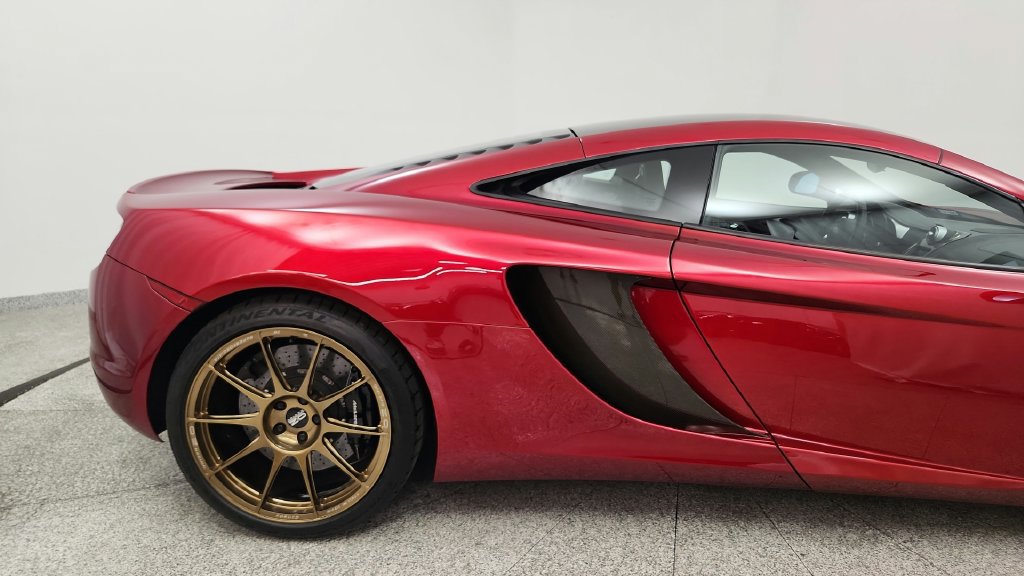 Used 2012 McLaren MP4-12C Coupe RWD image 21
