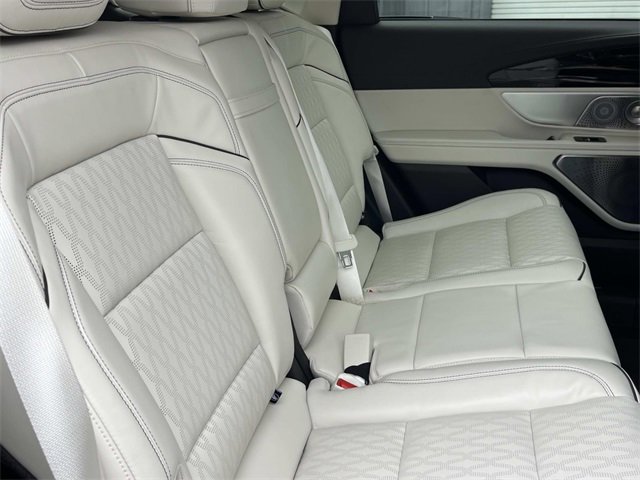 Used 2024 Lincoln Nautilus Black Label w/ Jet Appearance Package (87T) image 24