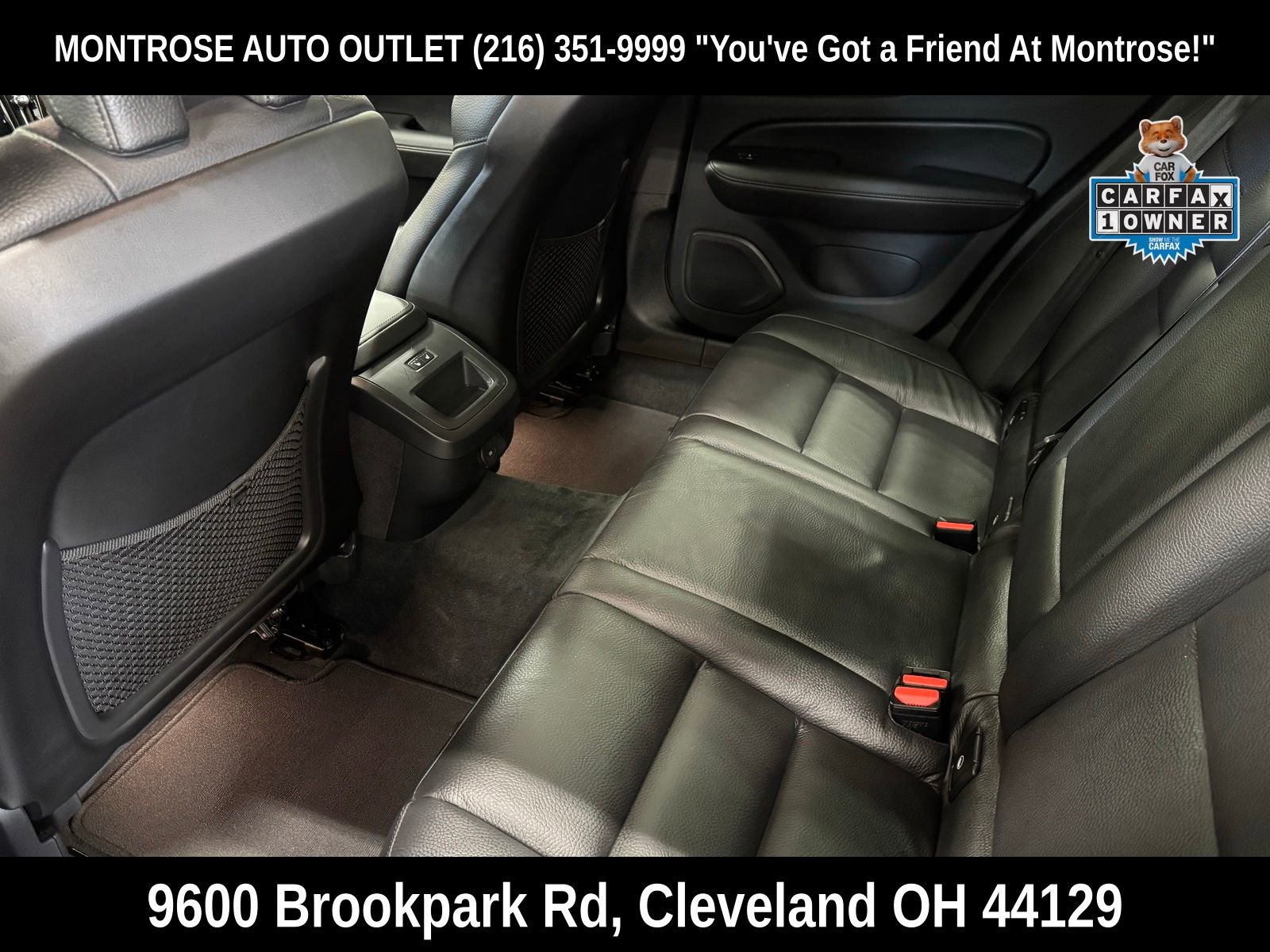 Used 2025 Volvo V60 B5 Cross Country Plus image 34