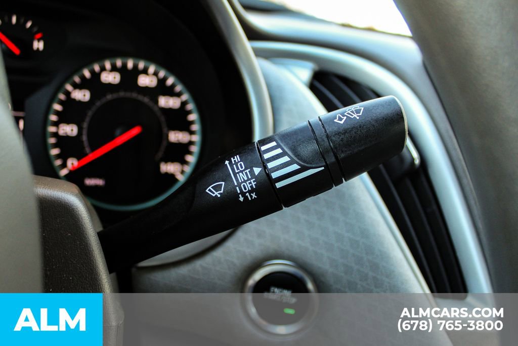 Used 2024 Chevrolet Malibu LT FWD image 30