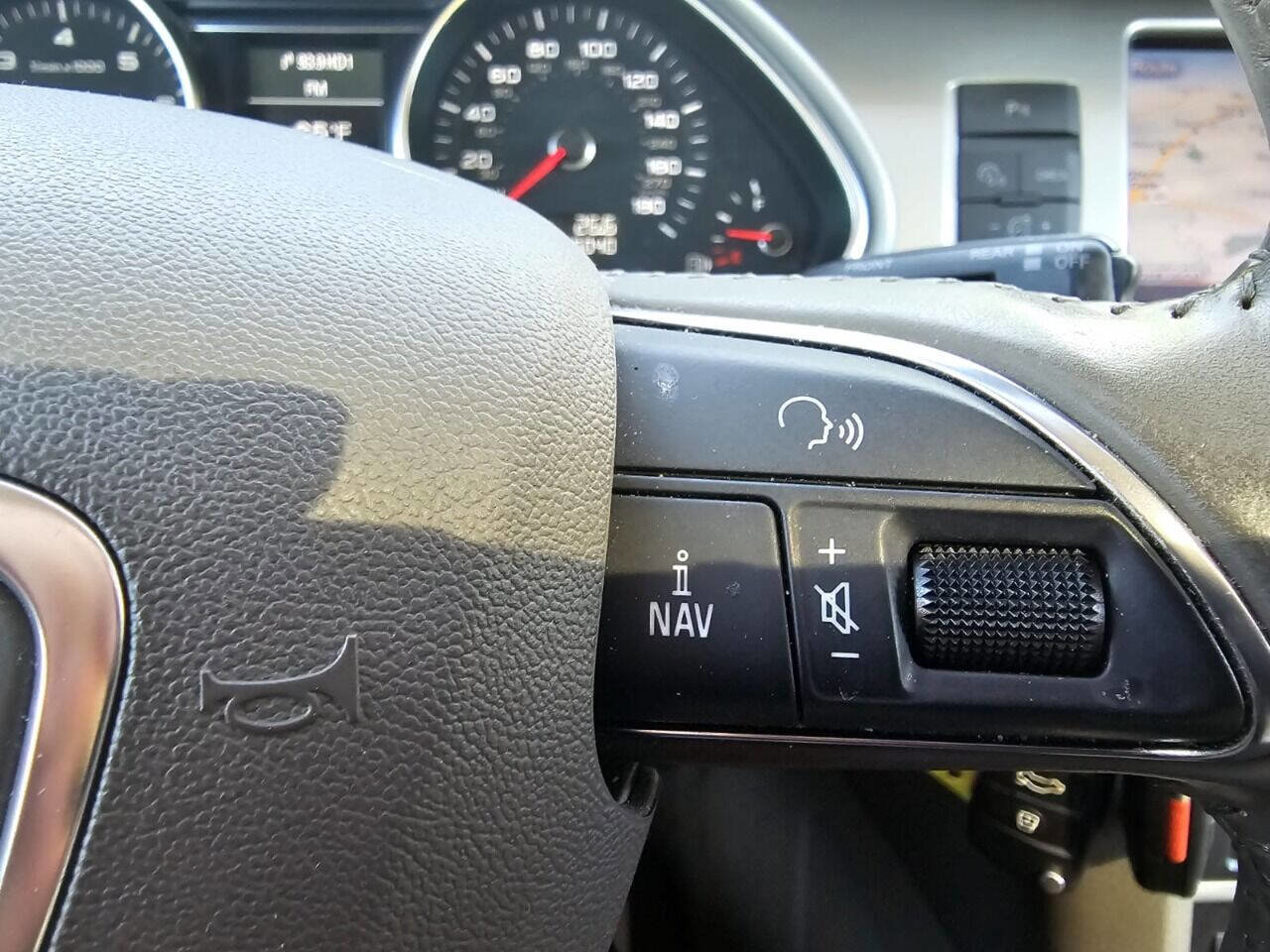 Used 2013 Audi Q7 3.0T Premium Plus image 20