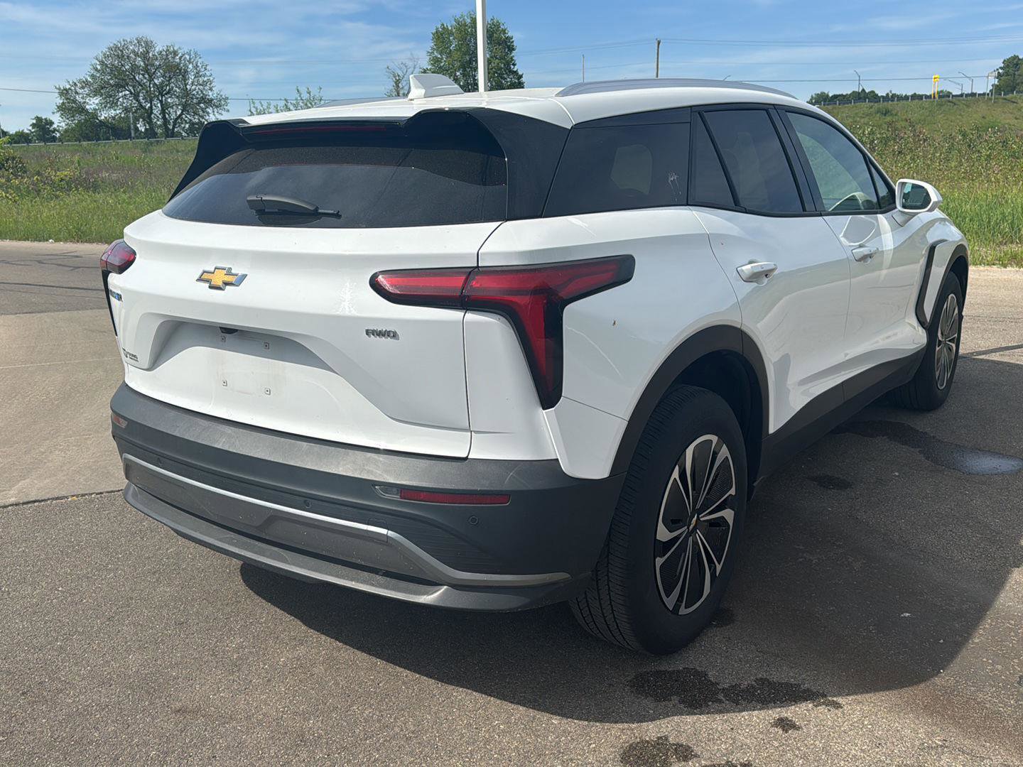 Used 2024 Chevrolet Blazer EV LT AWD/4WD image 5