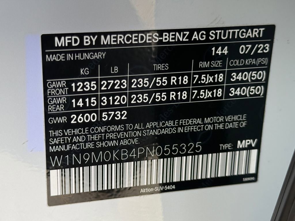 Used 2023 Mercedes-Benz EQB 300 4MATIC image 31