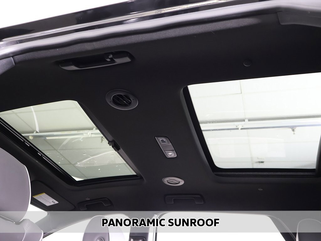 Used 2023 Buick Enclave Avenir w/ Trailering Package, 5000 lbs. image 4