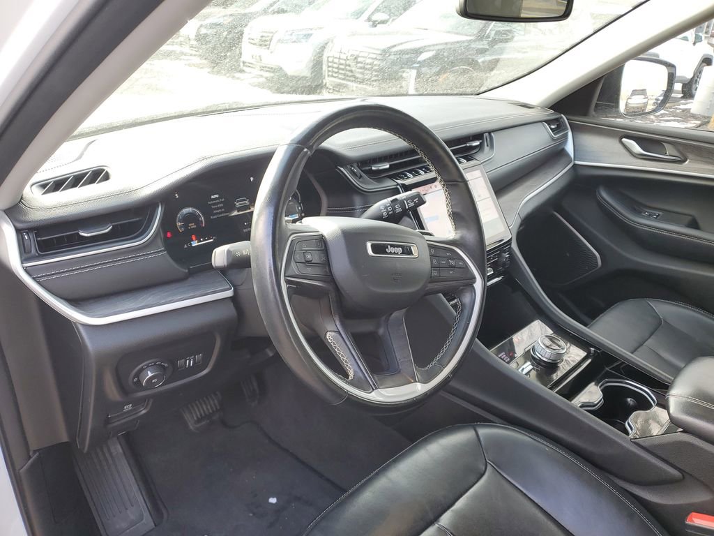 Used 2021 Jeep Grand Cherokee L Limited image 15