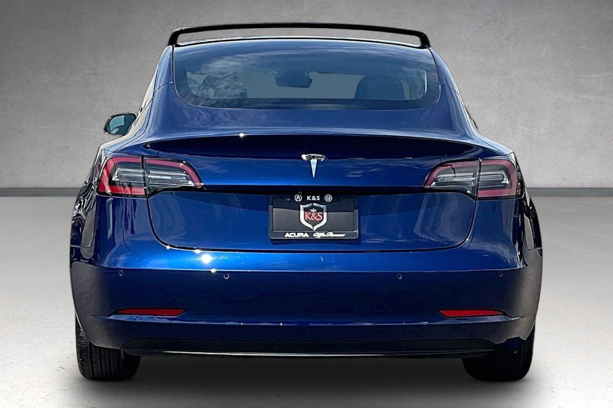 Used 2019 Tesla Model 3 Standard Range Plus RWD image 4
