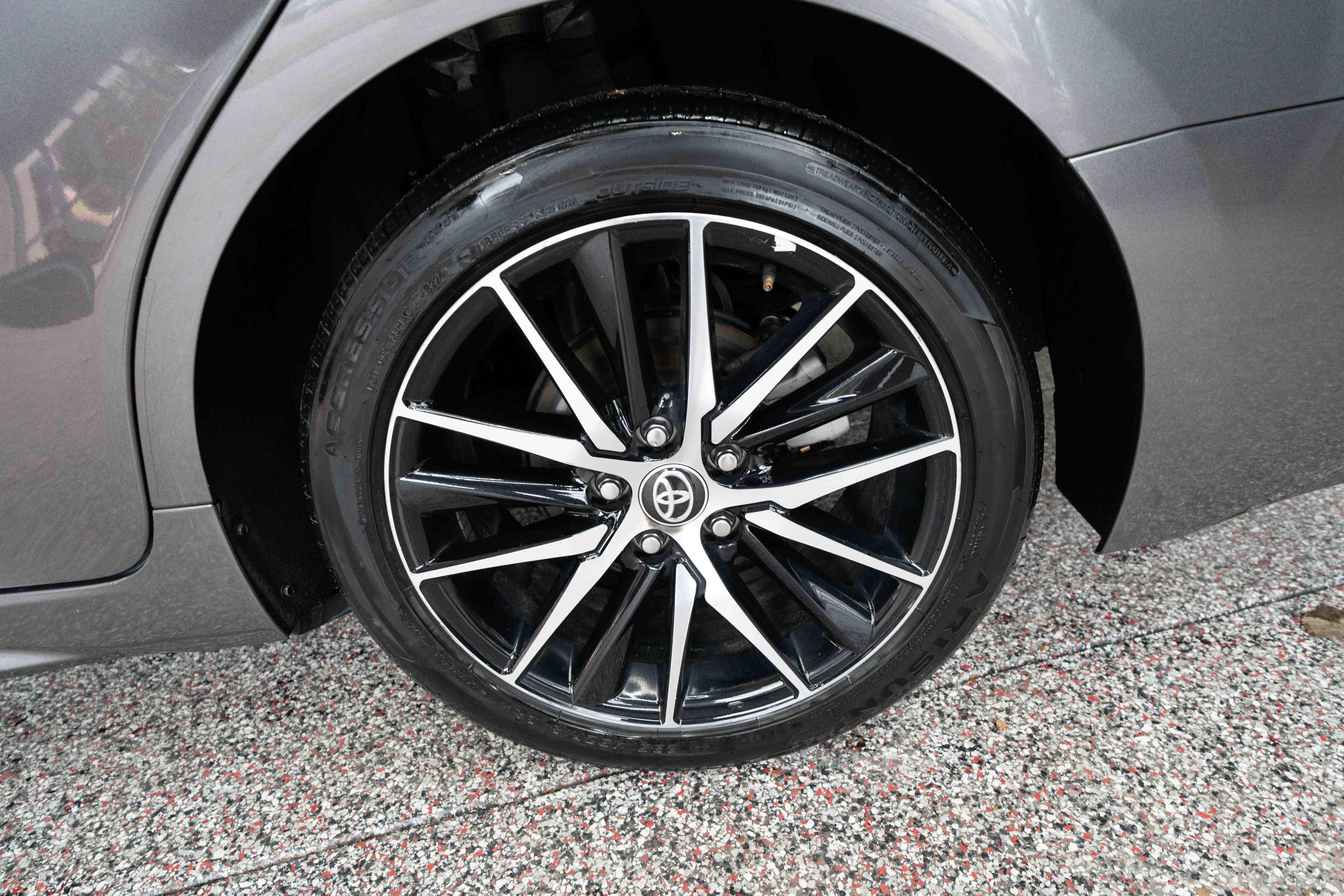 Used 2024 Toyota Camry SE image 28