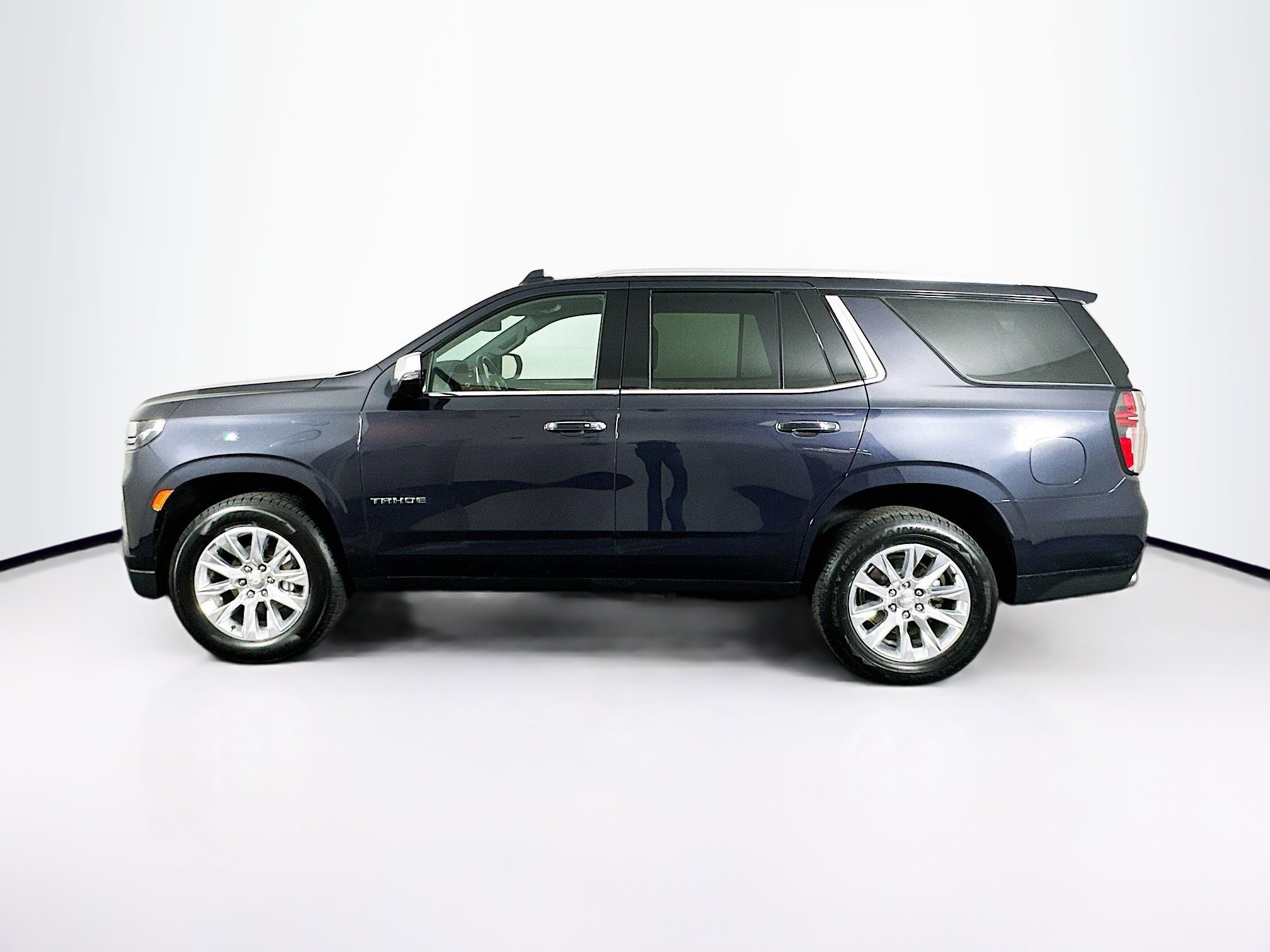 Used 2024 Chevrolet Tahoe Premier image 4