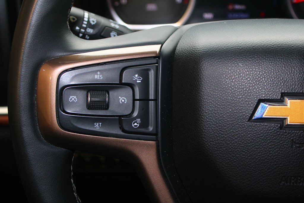 Used 2023 Chevrolet Silverado 3500 High Country image 19