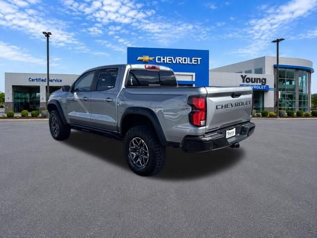 Used 2026 Chevrolet Colorado ZR2 w/ Technology Package AWD/4WD image 5