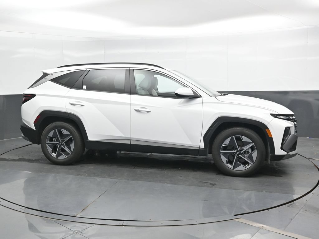 Used 2026 Hyundai Tucson SEL FWD image 4