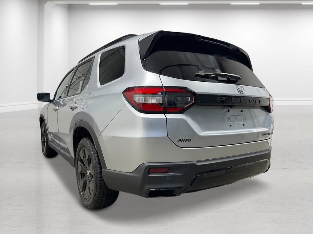 New 2026 Honda Pilot Black Edition image 3