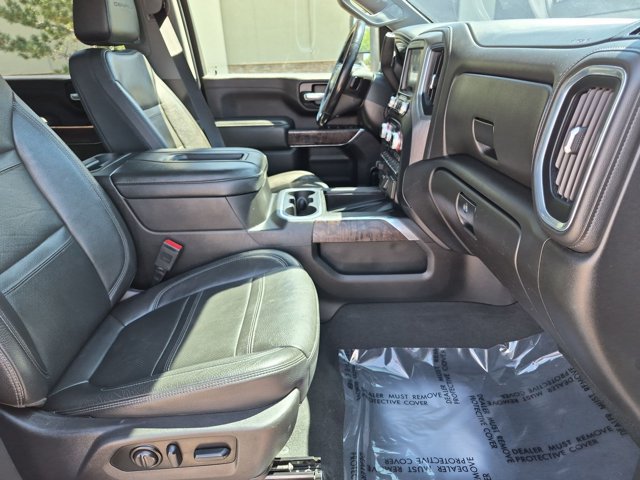 Used 2022 GMC Sierra 3500 Denali w/ Denali Ultimate Package AWD/4WD image 21