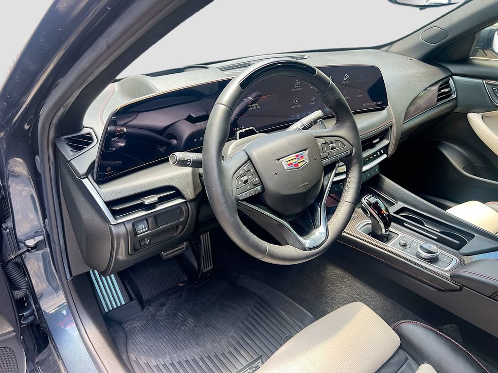 Used 2026 Cadillac CT5 Sport w/ Technology Package RWD image 9