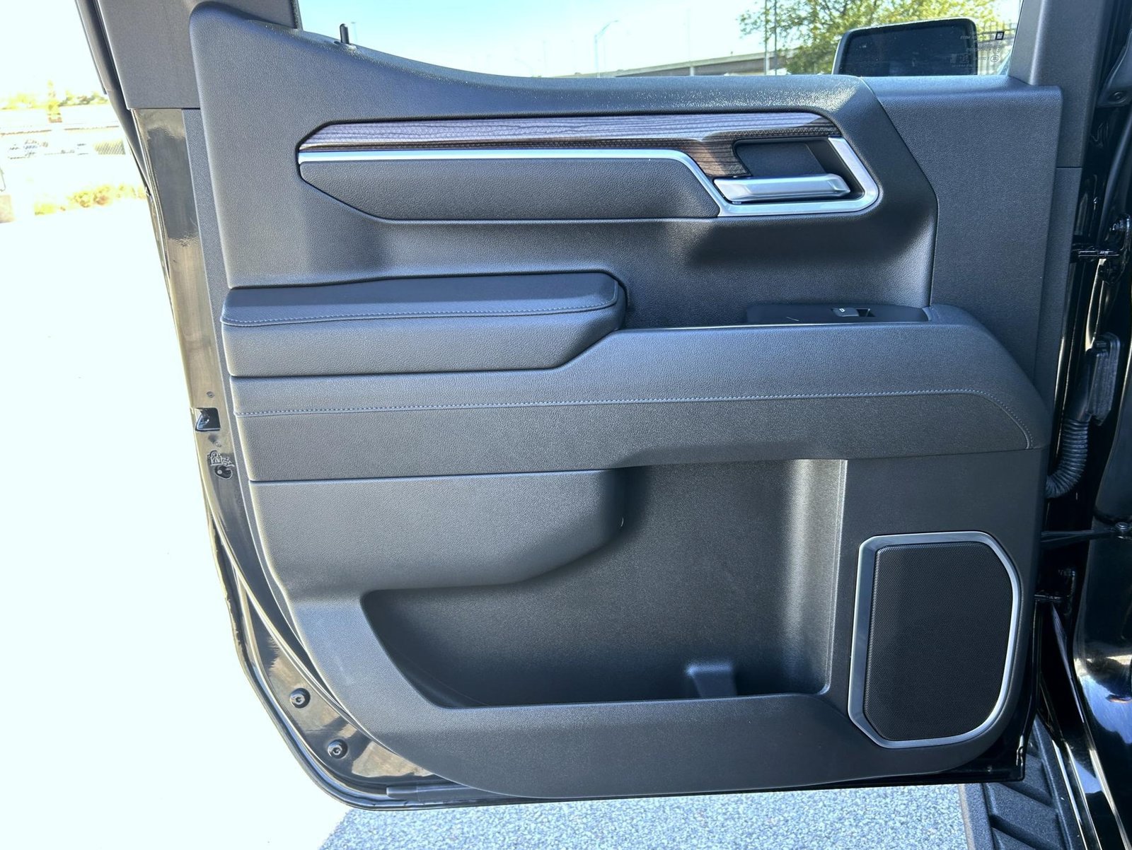 Certified 2026 Chevrolet Silverado 1500 RST w/ Safety Package AWD/4WD image 18