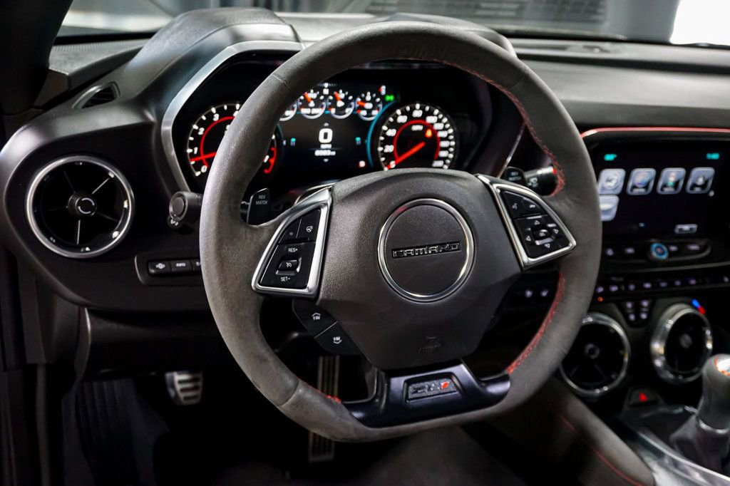 Used 2018 Chevrolet Camaro ZL1 image 11