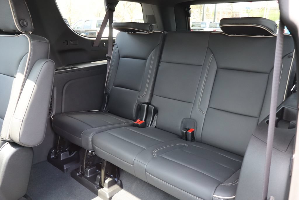 New 2026 Chevrolet Suburban Premier AWD/4WD image 27
