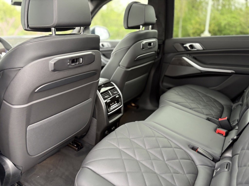 Used 2026 BMW X7 xDrive40i w/ M Sport Package image 20