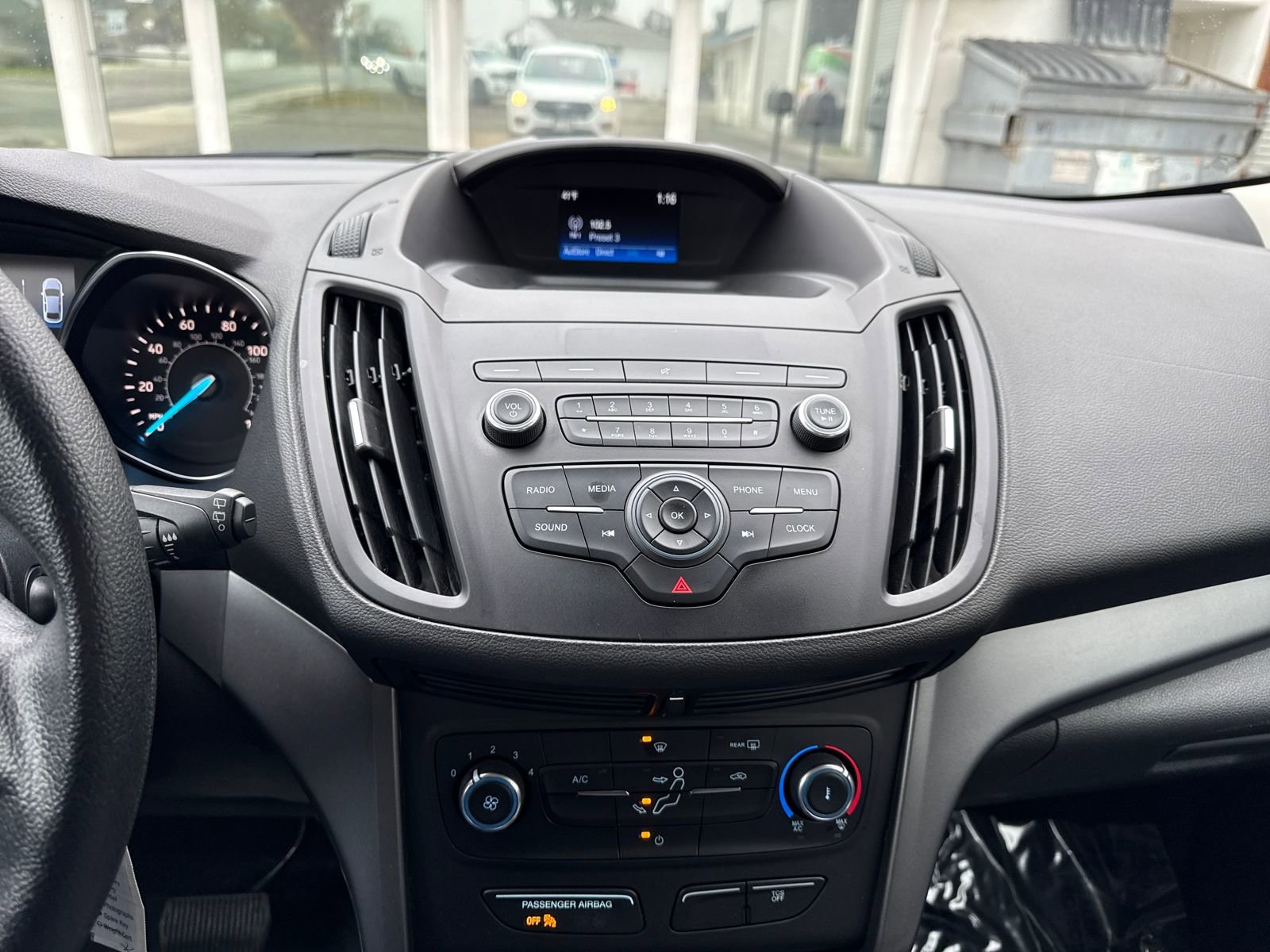 Used 2019 Ford Escape S image 18